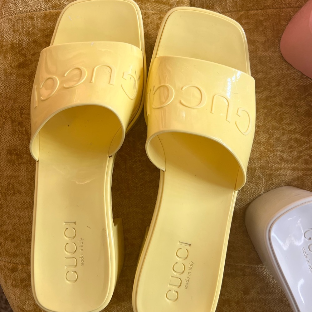 Cute Gucci sandals